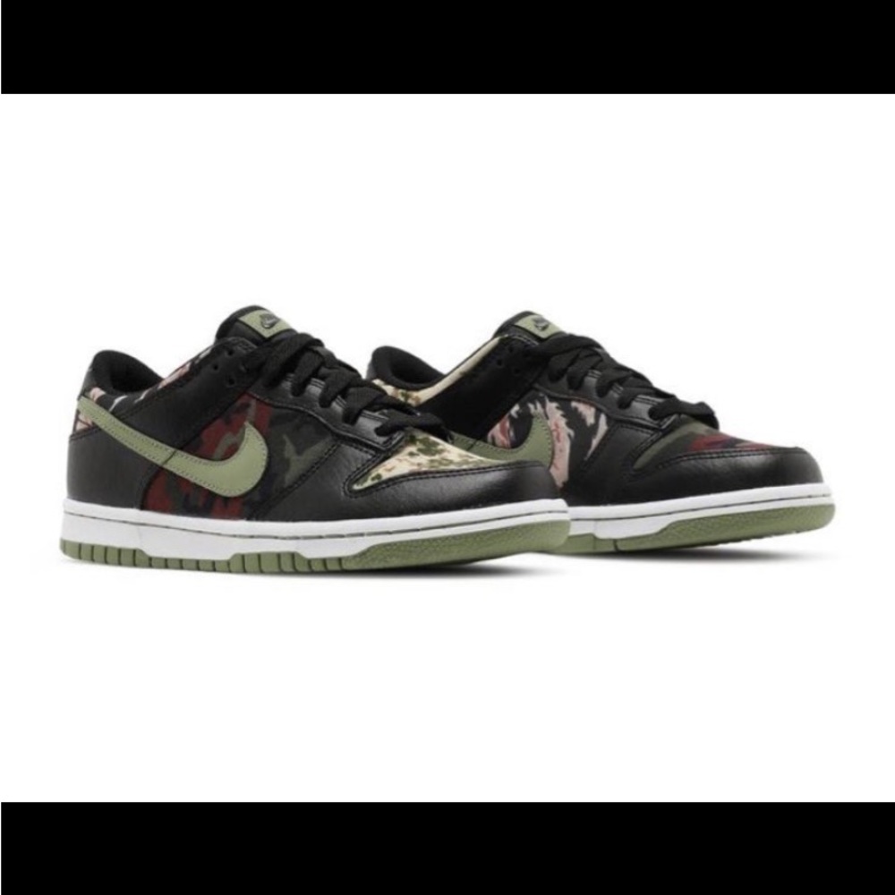 Nike Low Dunk 'Black Multi Camo'